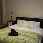 Spacious 2-Bed 2-Bath In Birmingham City Centre